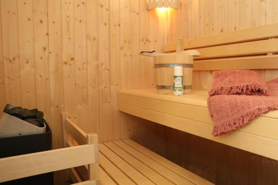 Diemelblick Acht - Ferienhaus Fuer 6 Personen Mit Sauna, Garten Und Dachterrasse Mit Panoramablick Heringhausen Exterior foto